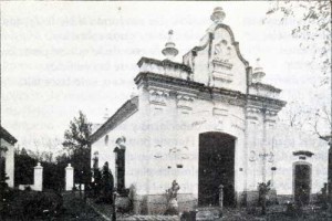 Pabellón de La Porteña en el Museo de Luján, al terminarse su construcción por Martín Noel; hoy ha sido demolido y vuelto a construir, ¡un metro más alto para evitar la humedad!